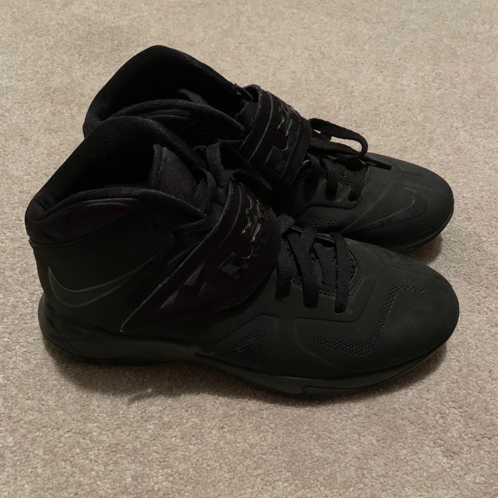 Nike Lebron Soldier 7